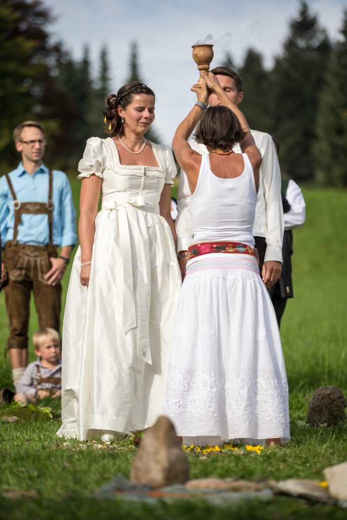 Schamanische Hochzeit